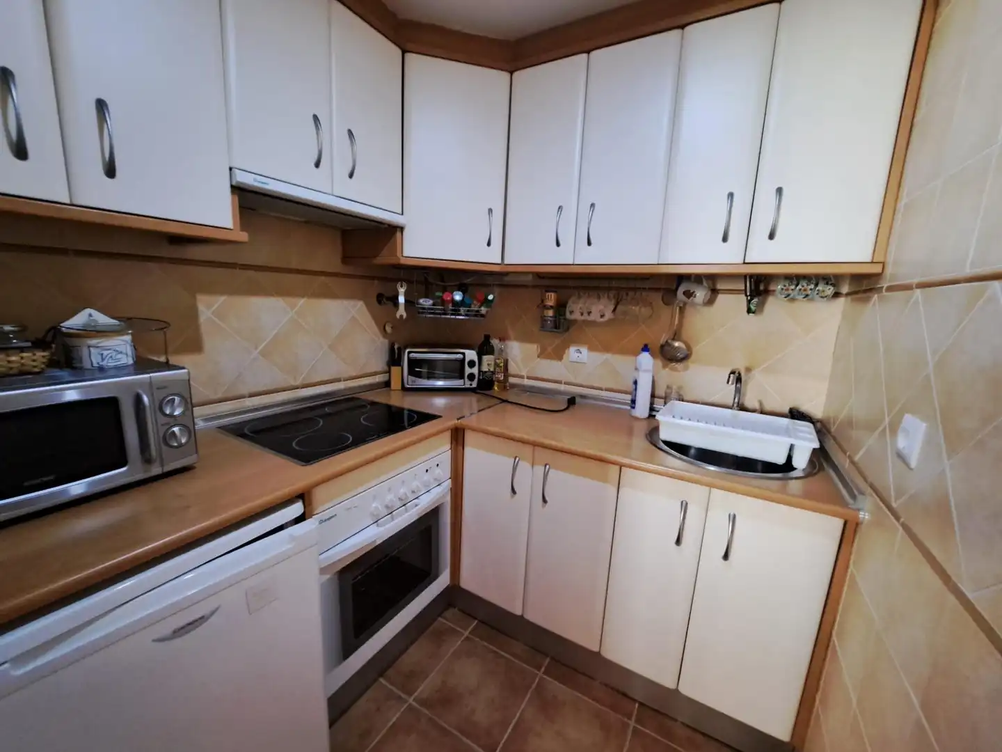 Cuina de Apartament en venda en Ayamonte amb Terrassa, Moblat i Balcó