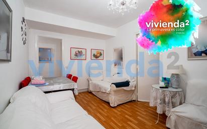 Dormitori de Pis en venda en  Madrid Capital amb Aire condicionat i Terrassa