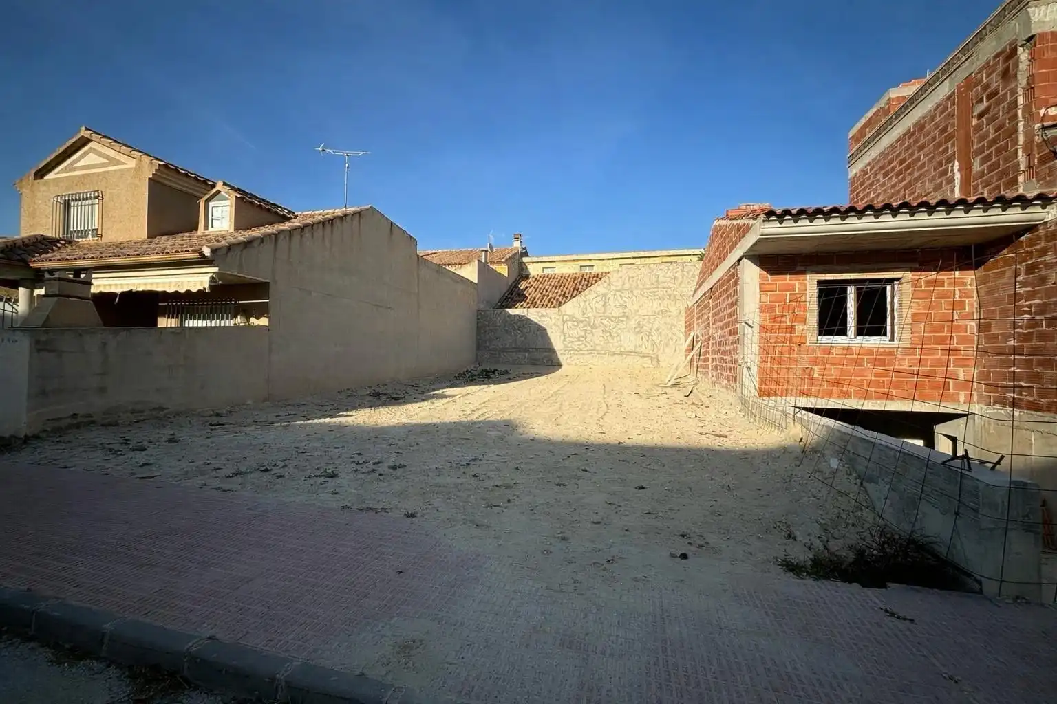 Terrenos y solares en venta en Calle Pedro de Mendoza, imagen 2