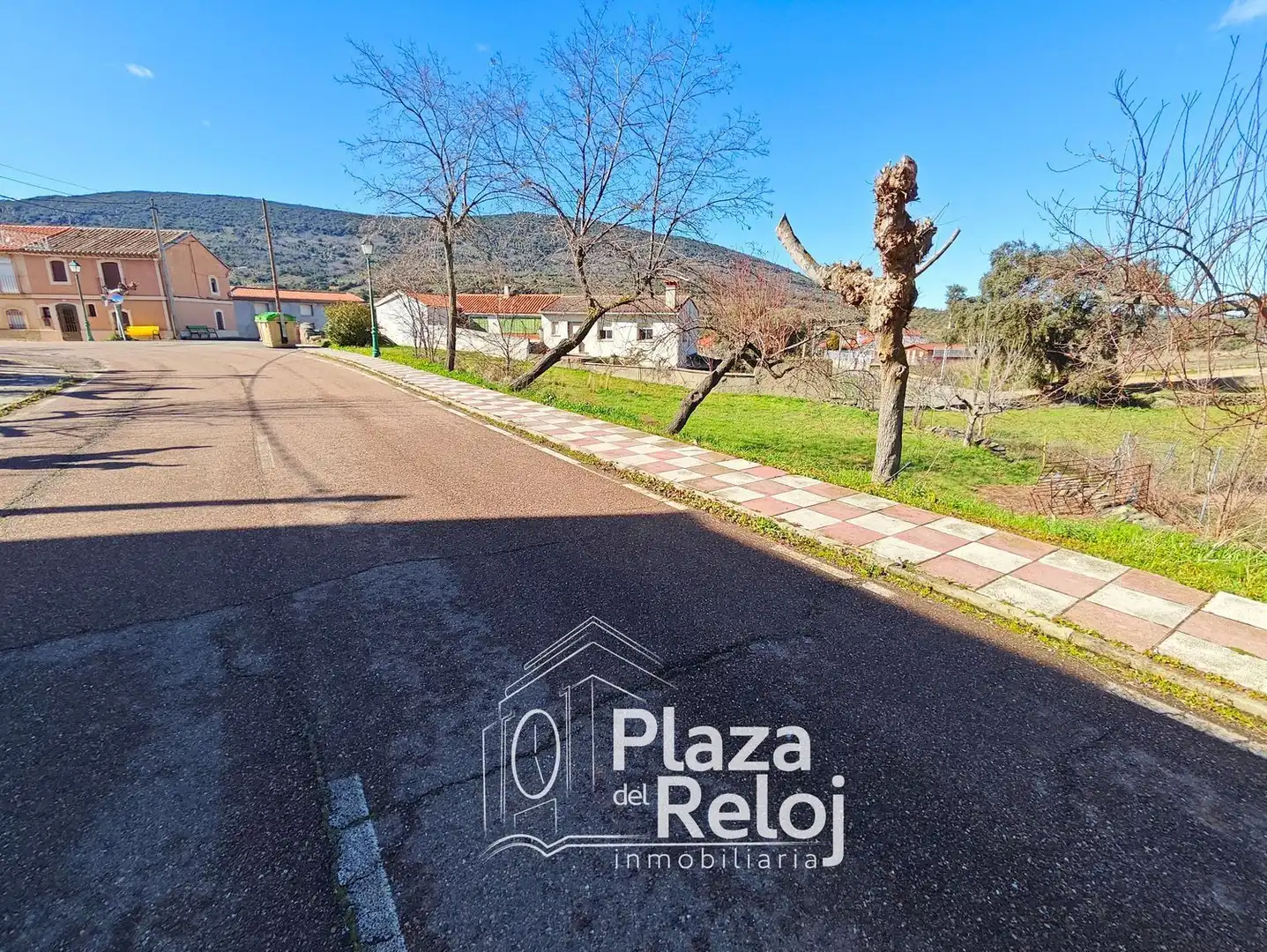 Terreno en venta en Sevilleja de la Jara
