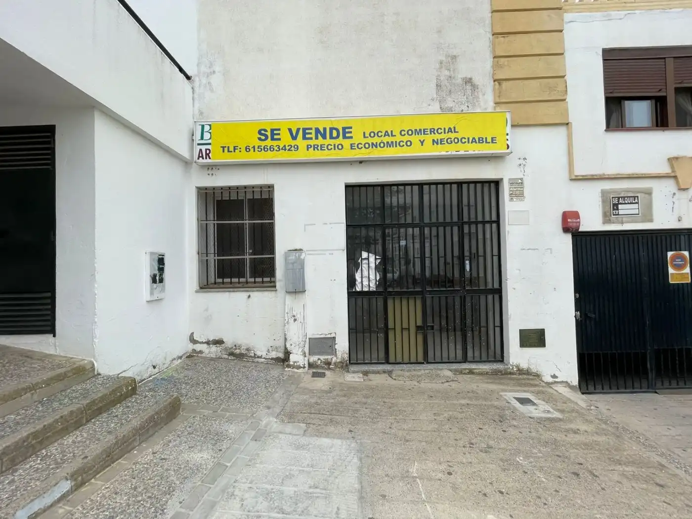 Local comercial en venda a Avenida JUAN CARLOS I, imagen 3