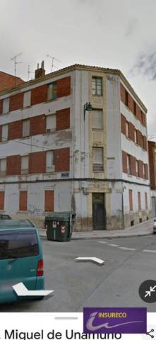 Edificio en Venta en Miguel Unamuno en La Vega - La Sal