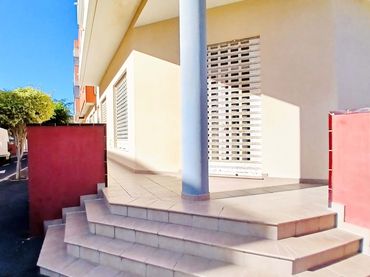 Local comercial en venda a San Isidro