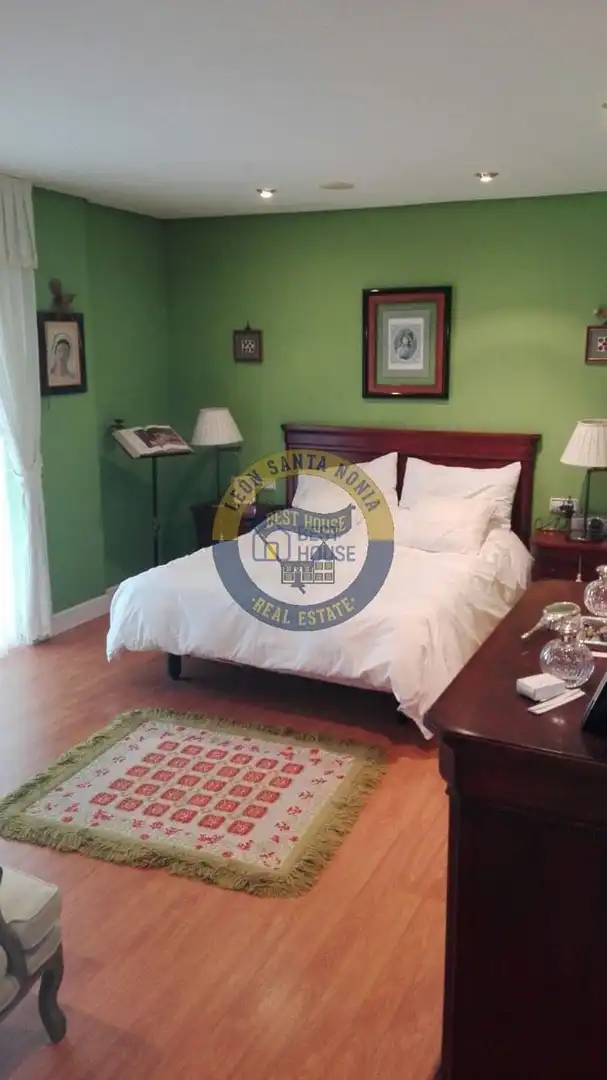 Habitación de Casa o chalet en venta en Valdefresno con Calefacción, Jardín privado y Parquet