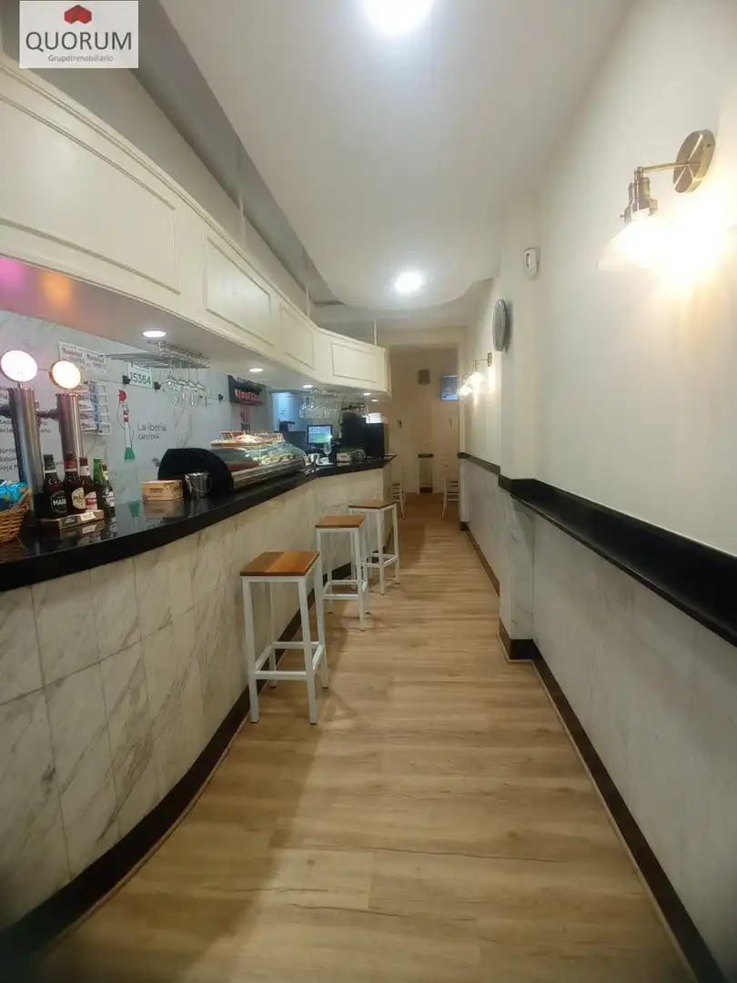 Local comercial en venda a Txabarri - La Unión - Vista Alegre