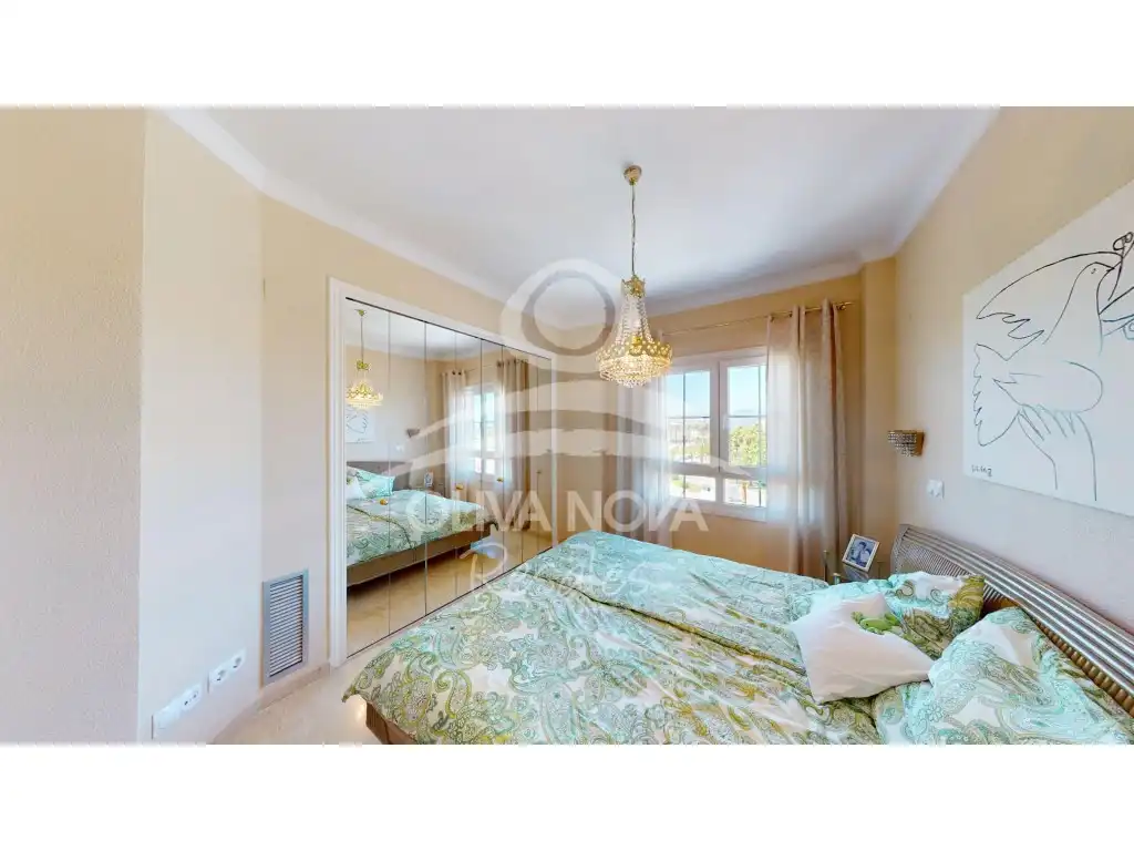 Bedroom of Attic for sale in Oliva  with Terrace, Swimming Pool and Furnished