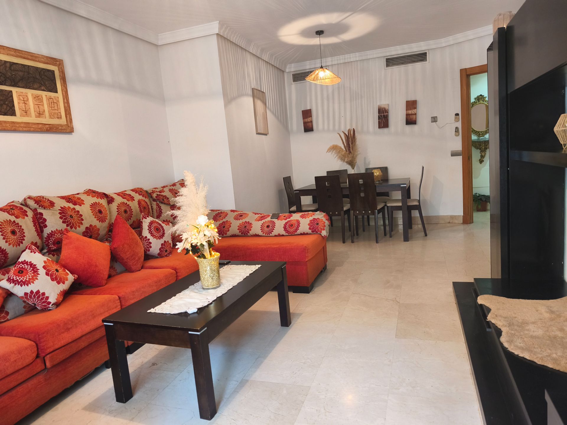 Sala d'estar de Pis de lloguer en Benalmádena amb Aire condicionat, Calefacció i Terrassa