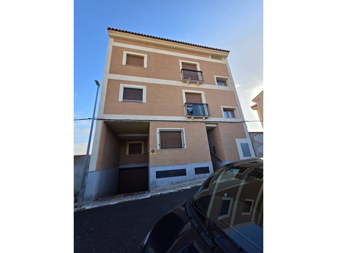 Vista exterior de Edifici en venda en Bargas