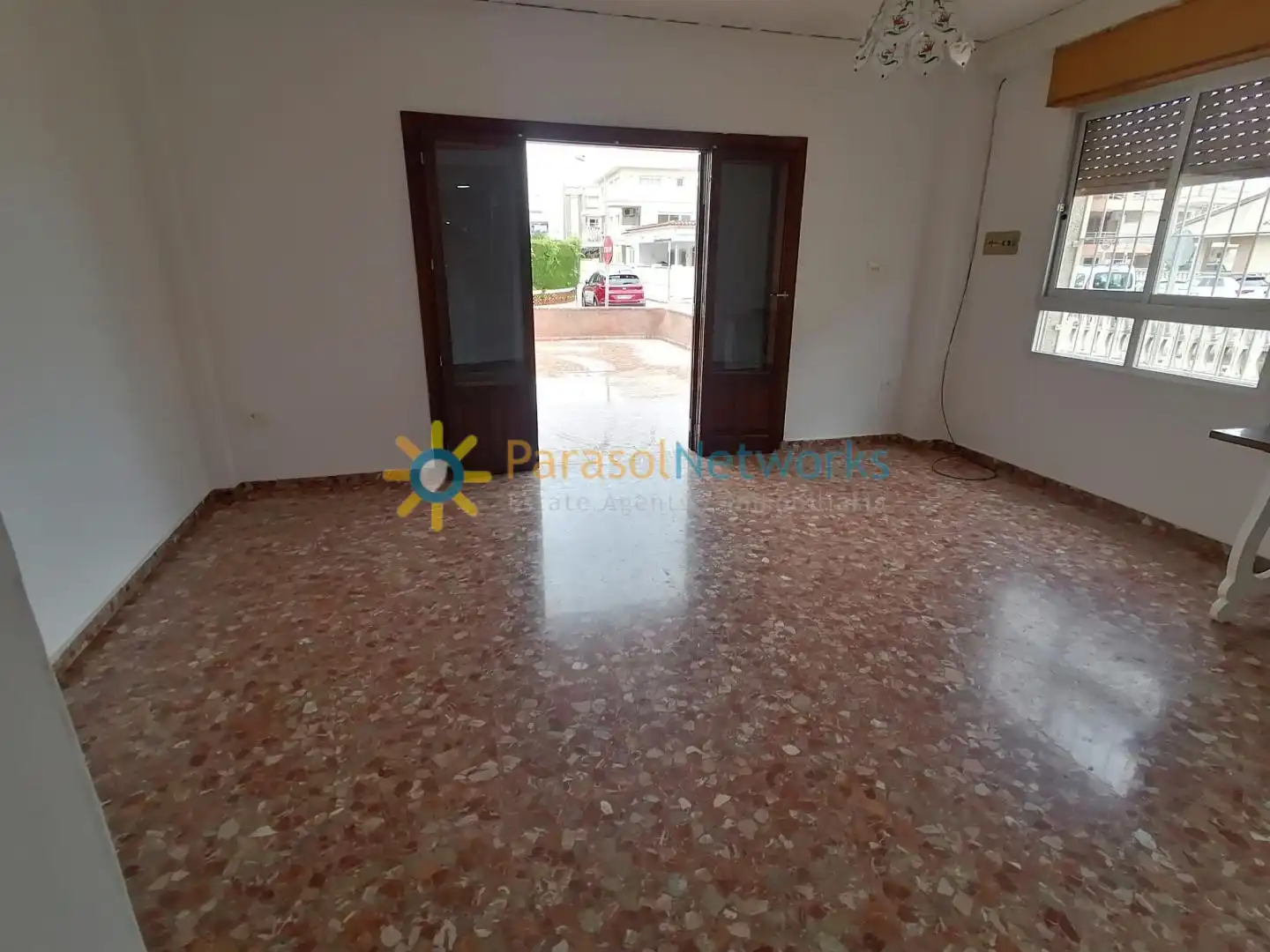 Apartamento de alquiler en Oliva con Terraza y Horno