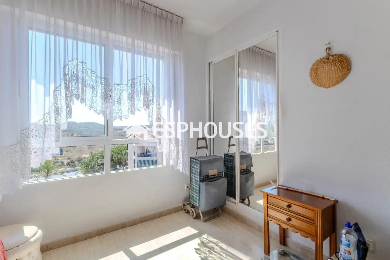 Bedroom of Attic for sale in Guardamar del Segura  with Air Conditioner, Terrace and Storage room