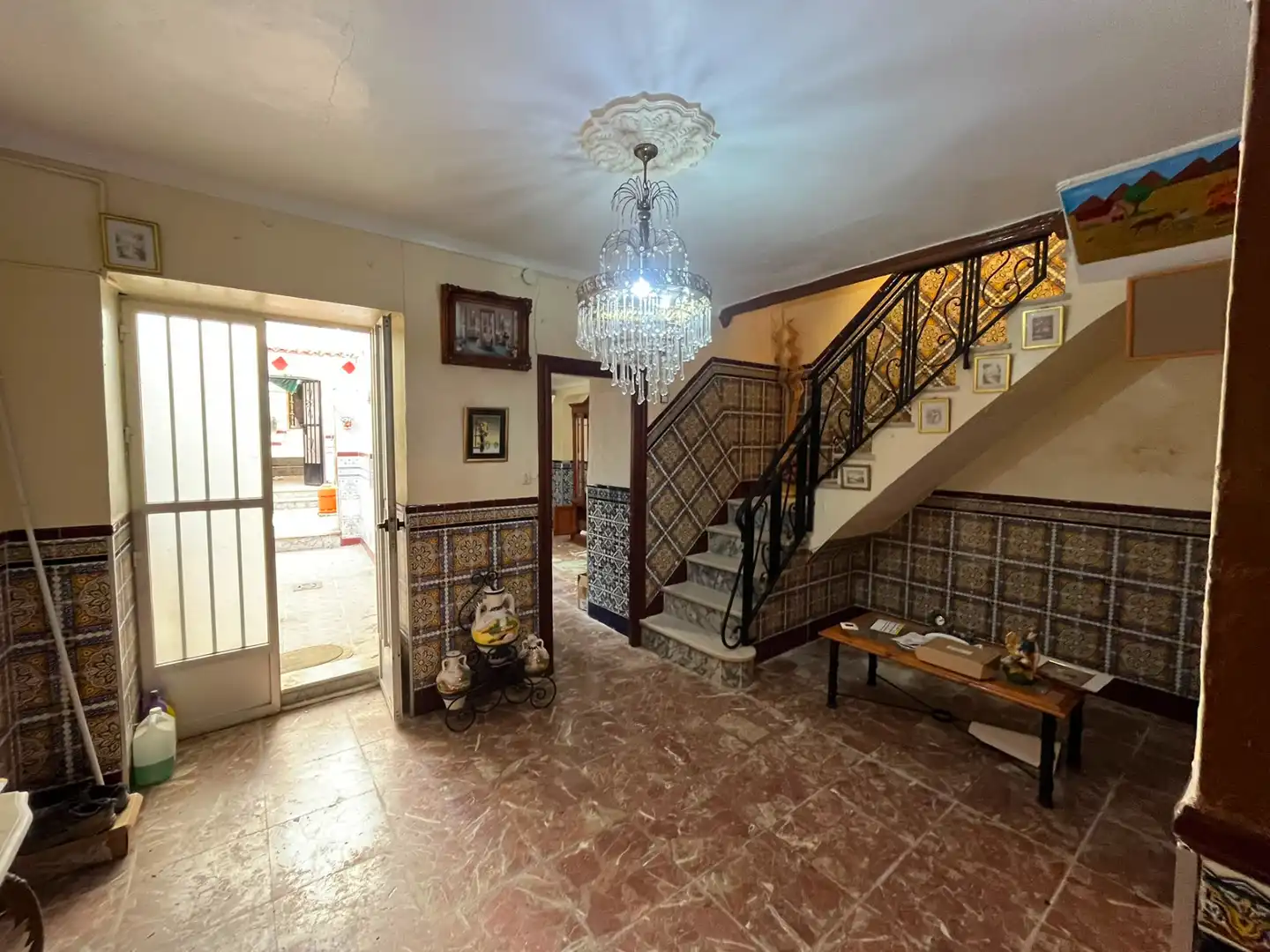 Terraced house for sale in Calle Cuestezuela 9, imagen 2