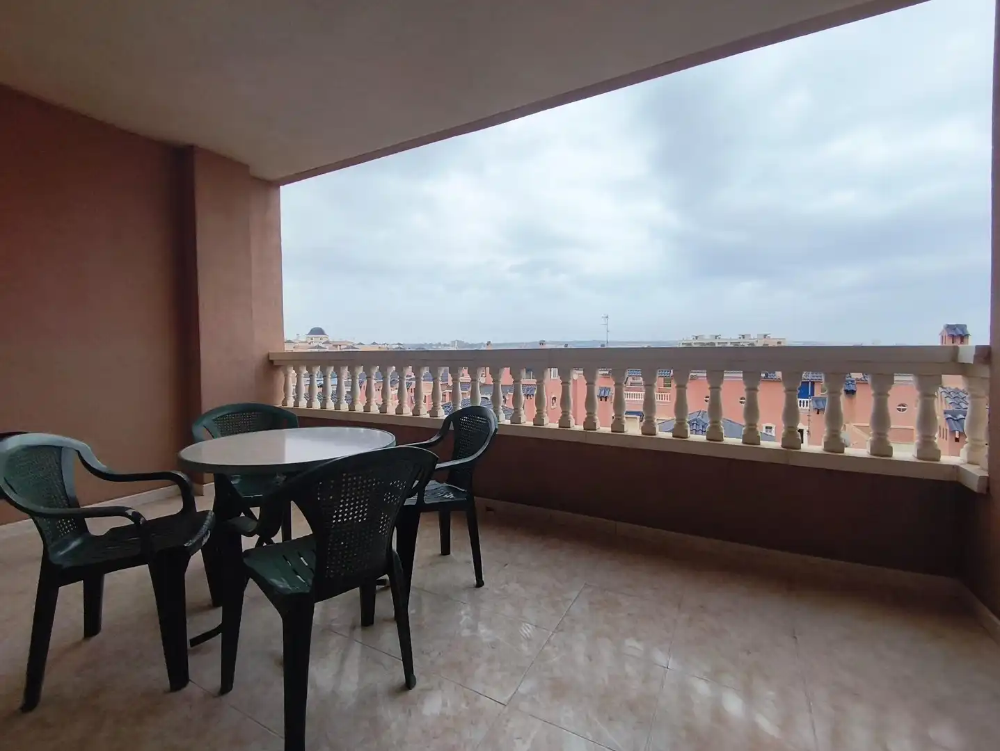 Mini appartamento con terrazza in affitto a Avenida SALAMANCA 34, imagen 16