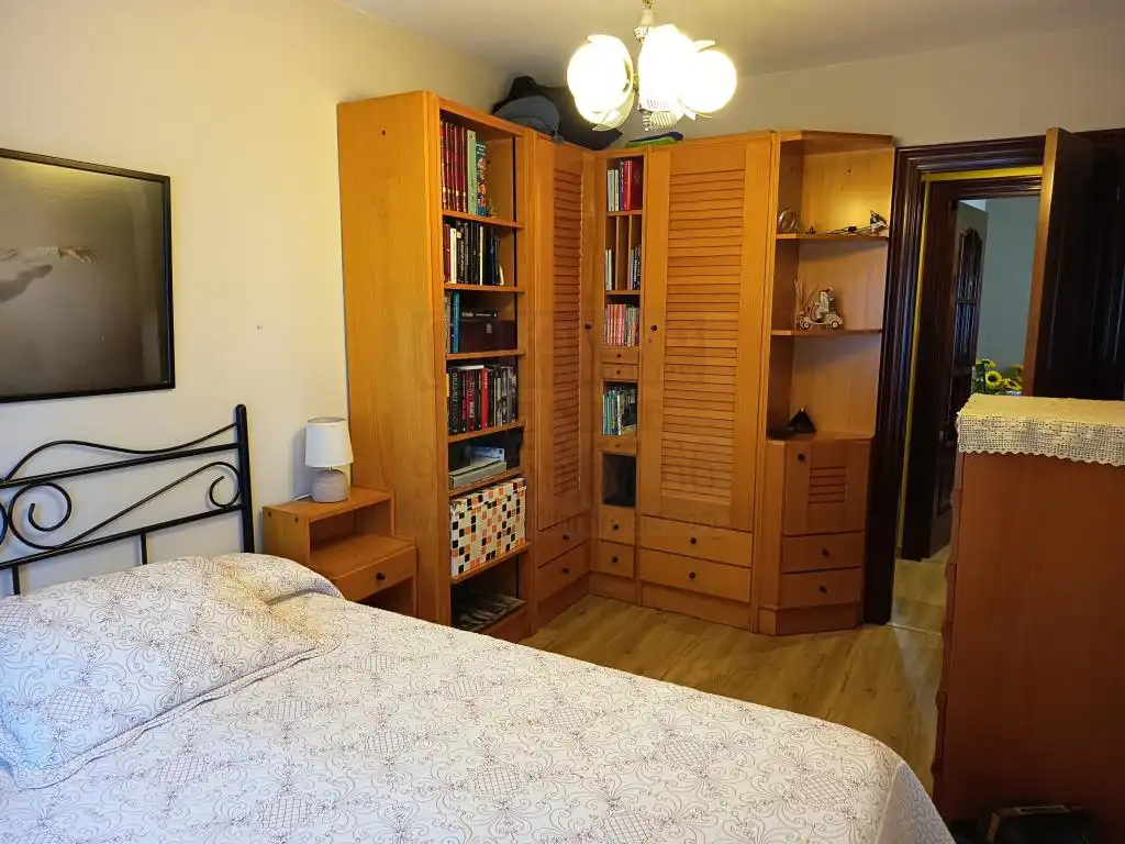 Dormitori de Pis en venda en Gijón 