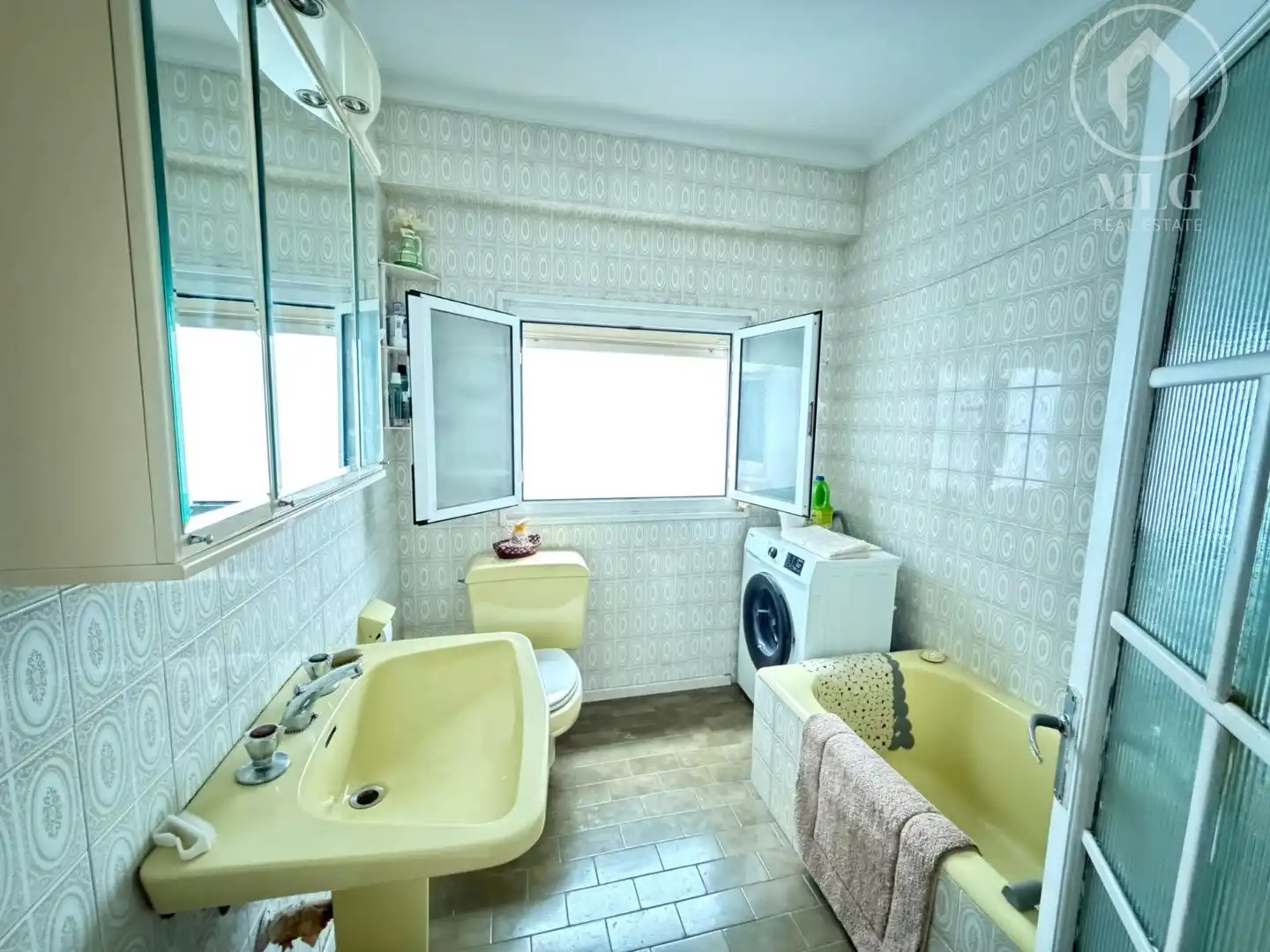 Bathroom of Flat for sale in Málaga  with Terrace