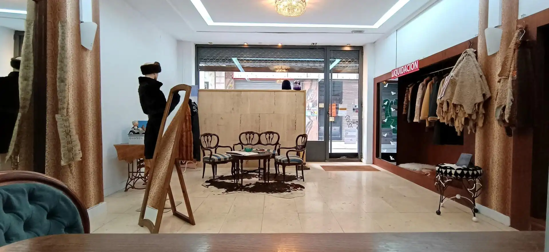 Local en venta en León Capital  con Aire acondicionado