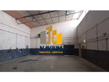 Industrial building for sale in Parque Cataluña