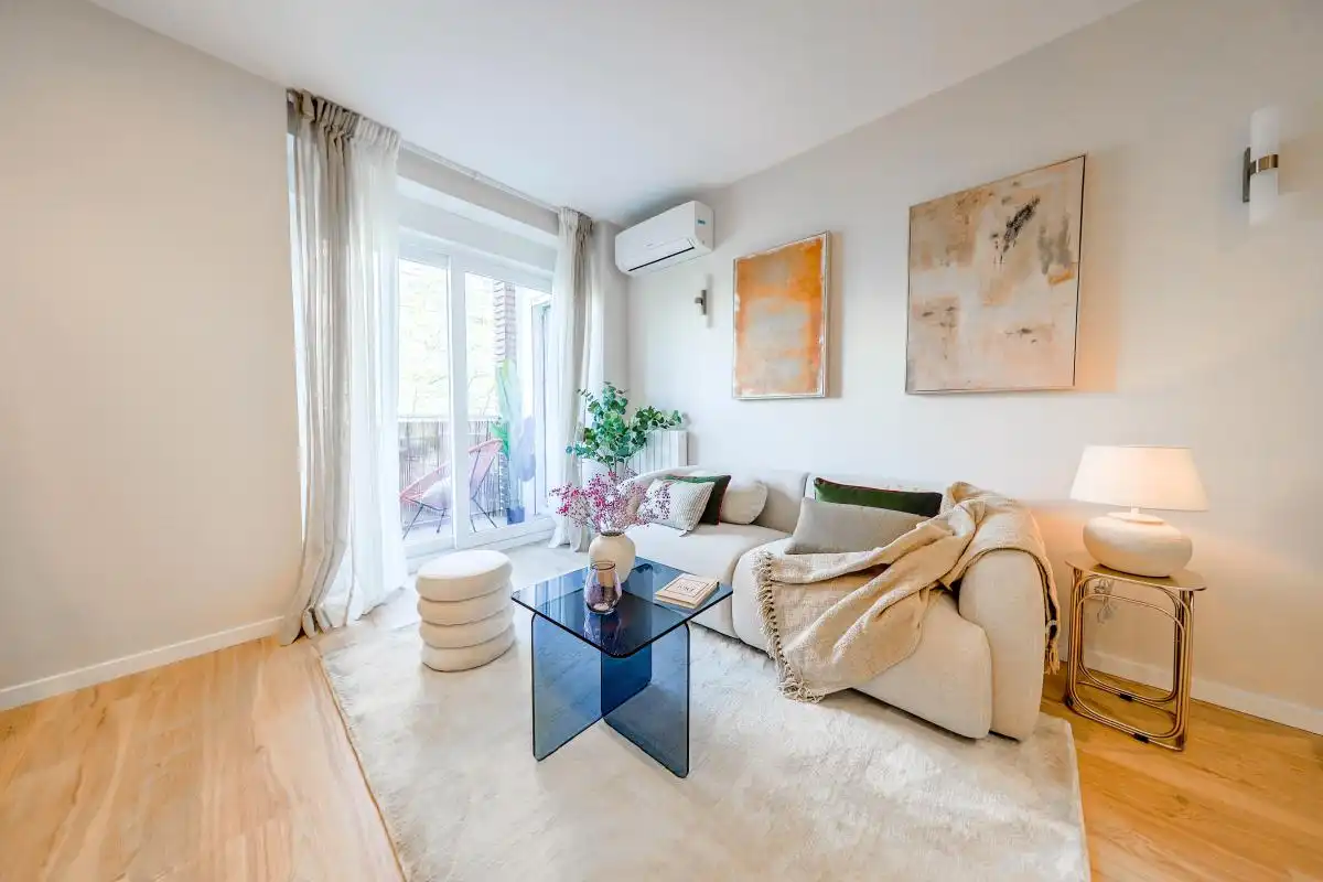 Sala de estar de Piso en venta en Madrid con Aire acondicionado, Calefacción y Jardín privado