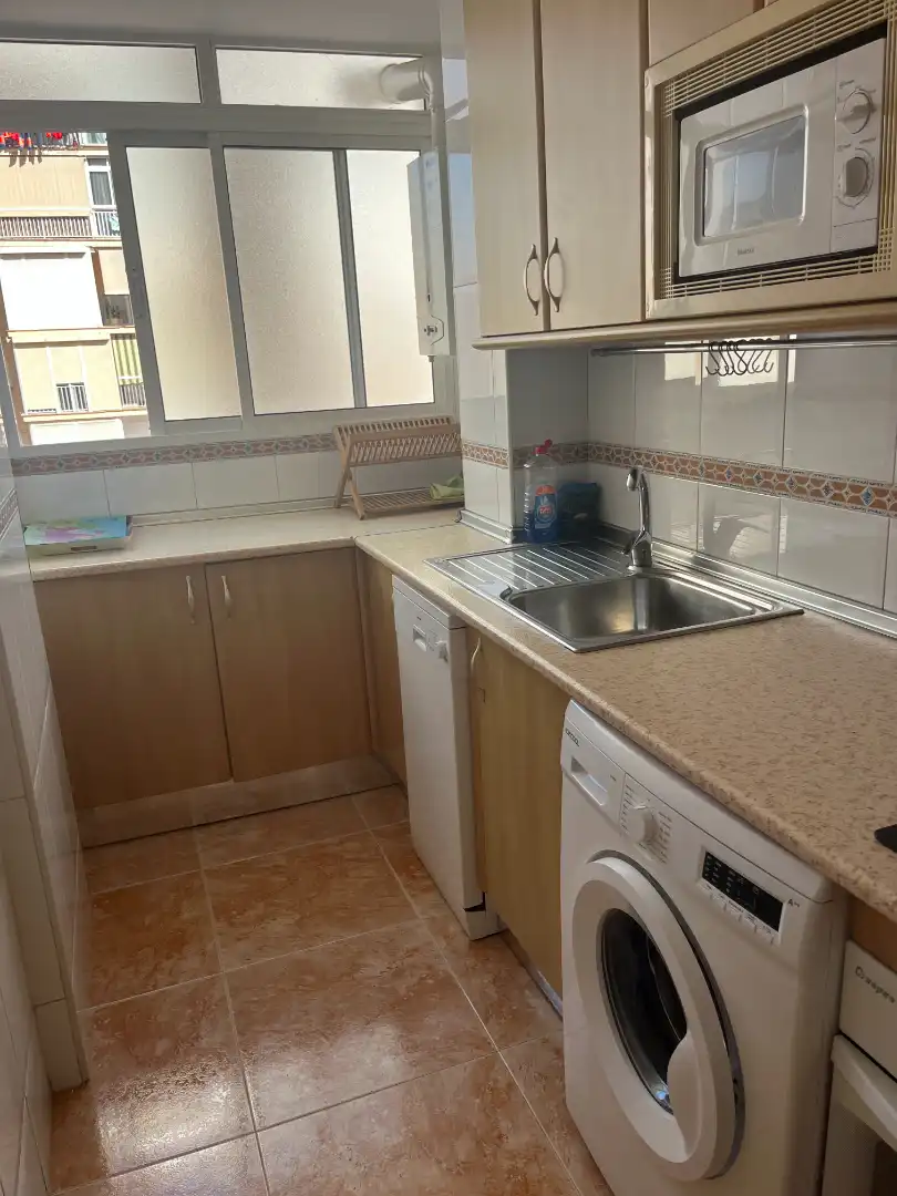 Cocina de Piso de alquiler en Málaga con Aire acondicionado y Amueblado