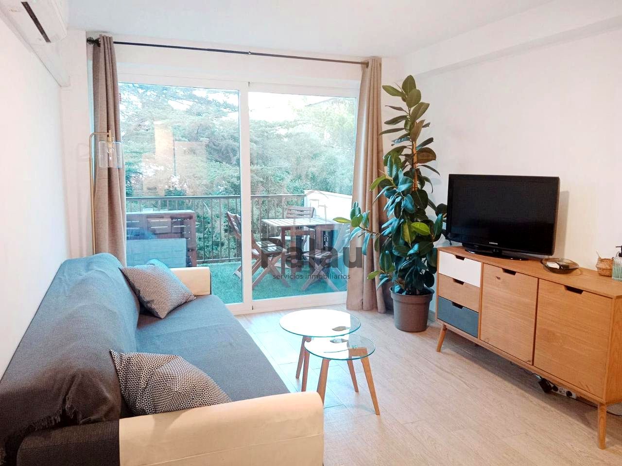 Living room of Apartment for sale in Ciutadella de Menorca  with Air Conditioner, Terrace and Furnished