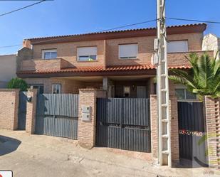 Exterior view of House or chalet for sale in San Martín de Pusa