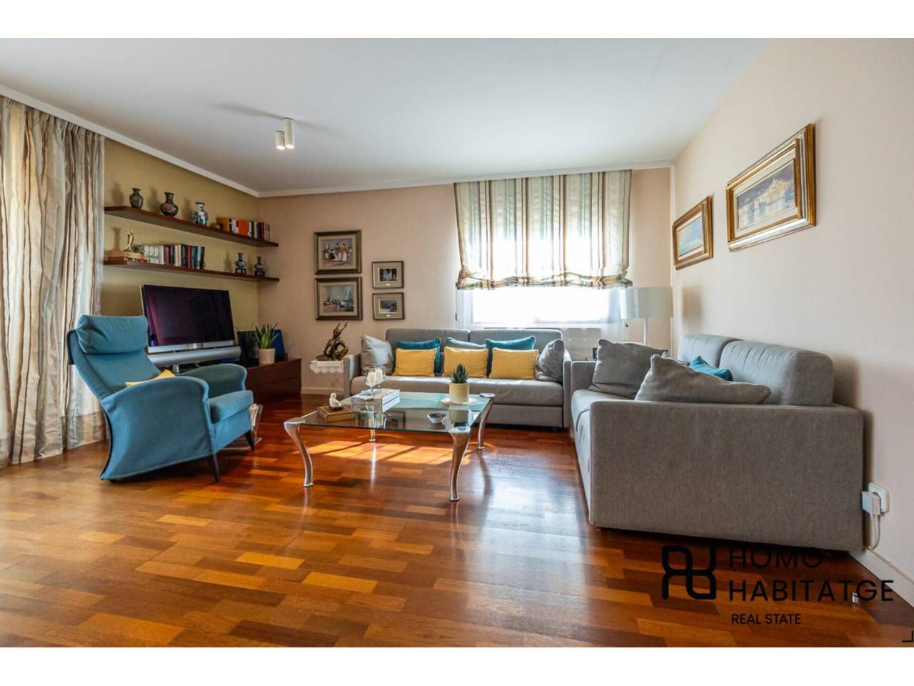 Sala d'estar de Dúplex en venda en Sabadell amb Aire condicionat, Calefacció i Parquet