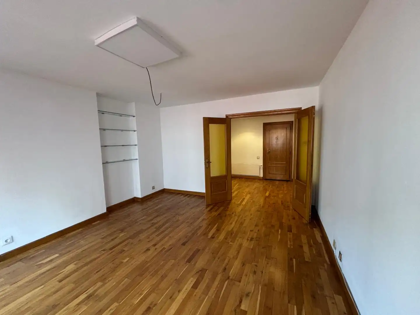 Piso en venta en Oviedo  con Calefacción, Parquet y Trastero
