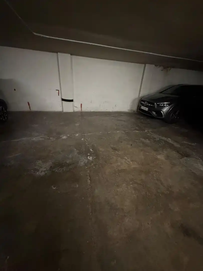 Parking de Piso en venta en Ausias March