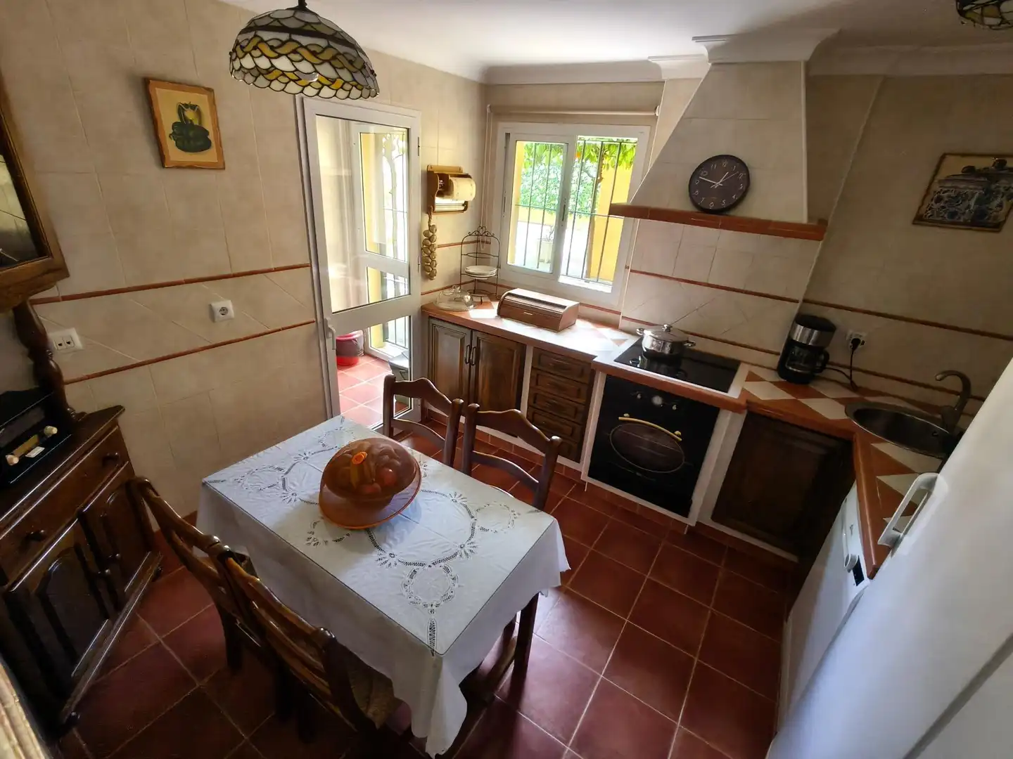 Cuina de Casa adosada en venda en Puerto Real amb Aire condicionat, Calefacció i Jardí privat