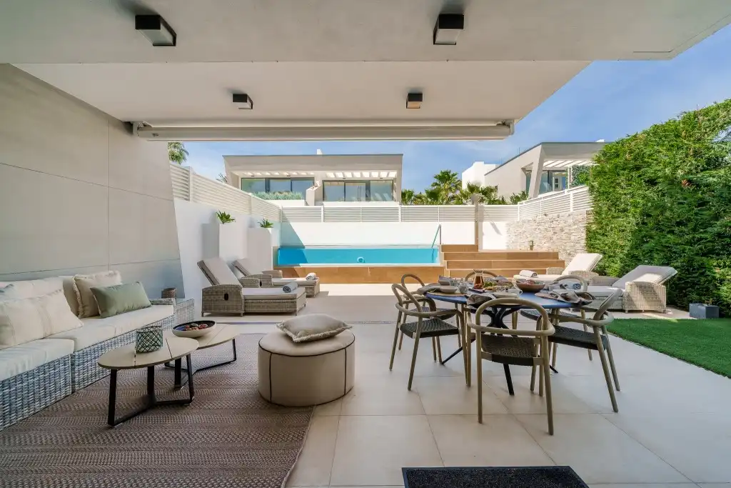 Villa mit Pool zum Verkauf in Nueva Andalucía, imagen 10