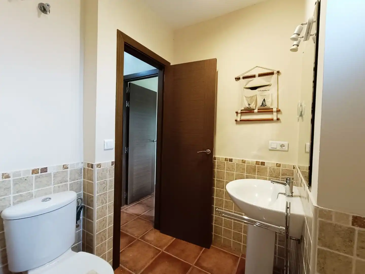 Badezimmer von Wohnung zum Verkauf in El Rompido mit Klimaanlage, Terrasse und Möbliert