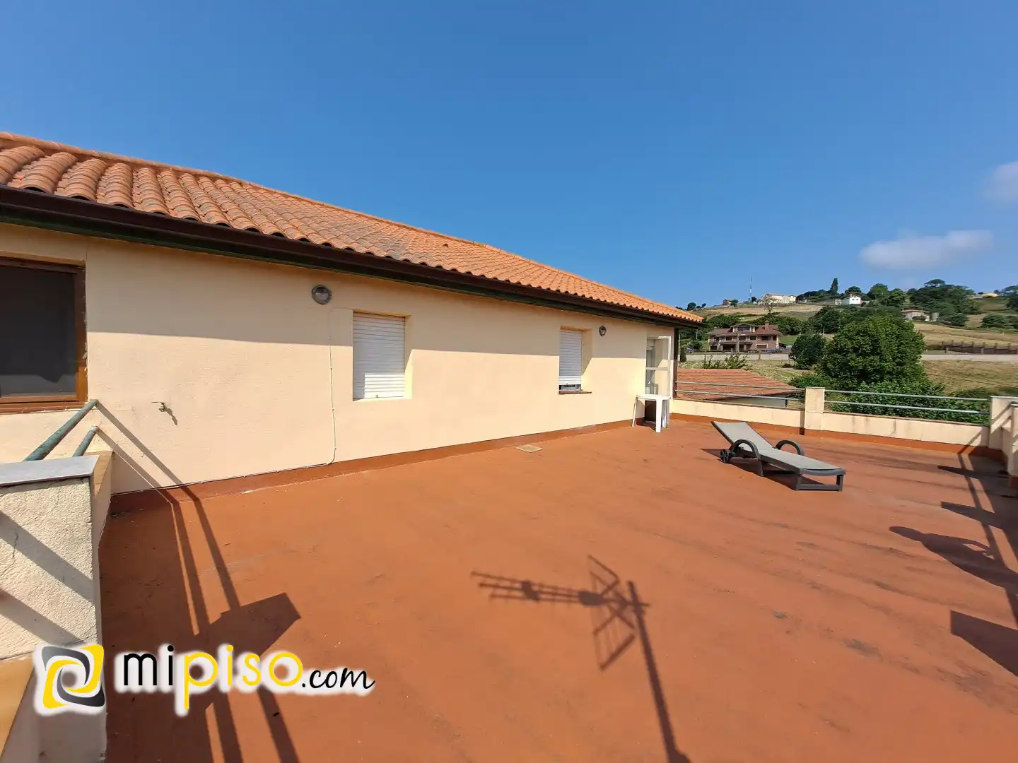 Terraza de Casa o chalet en venta en Laredo con Calefacción, Terraza y Trastero
