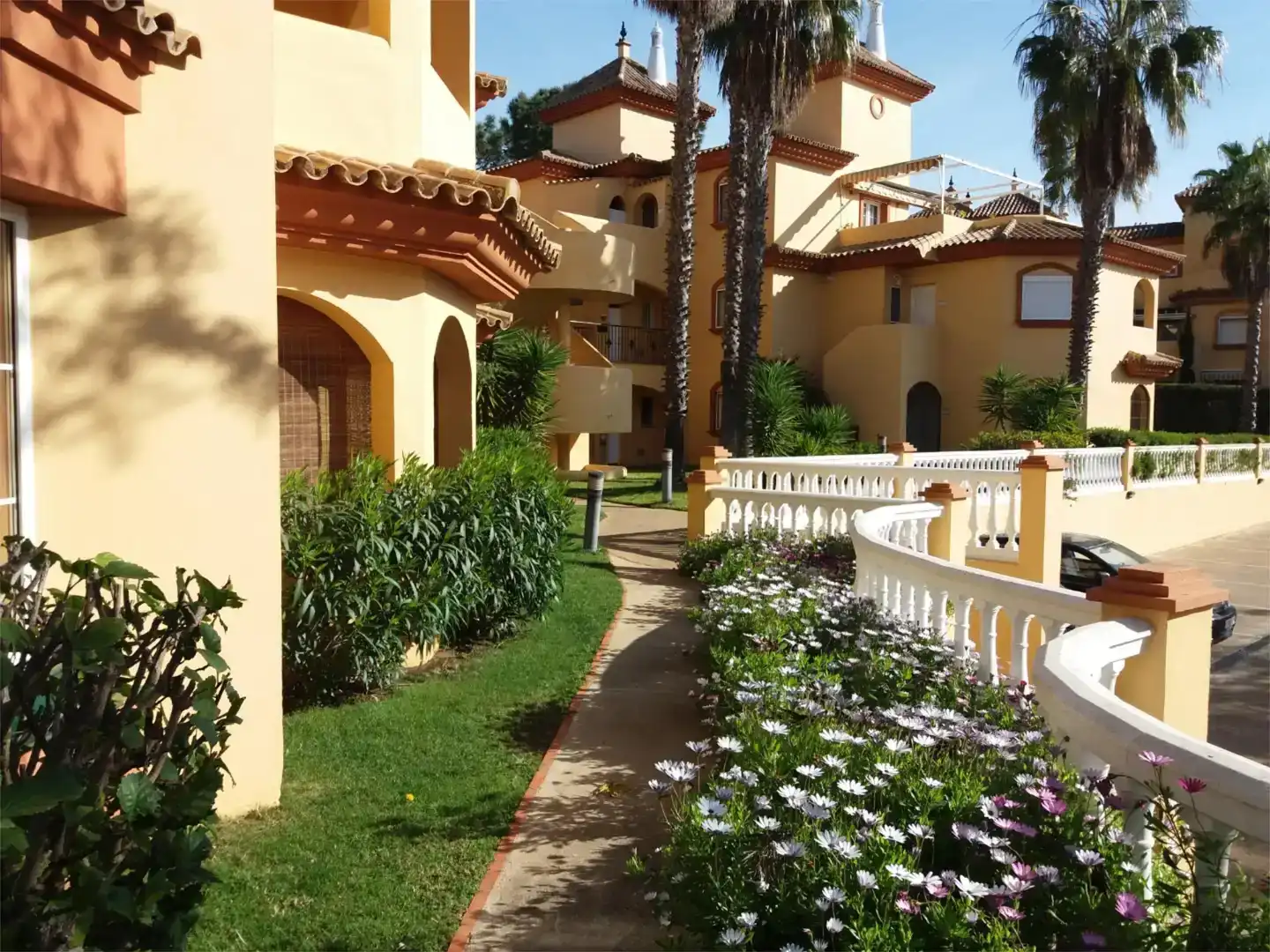 Exterior view of Flat for rent in Islantilla  with Private garden, Furnished and Oven