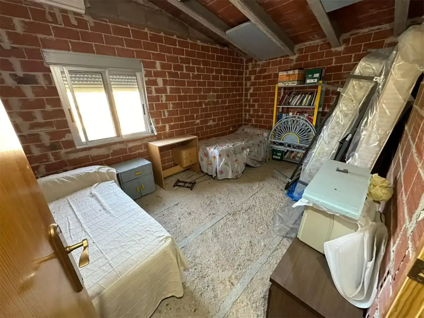 Piso en venta en Letur con Jardín privado, Trastero y Amueblado