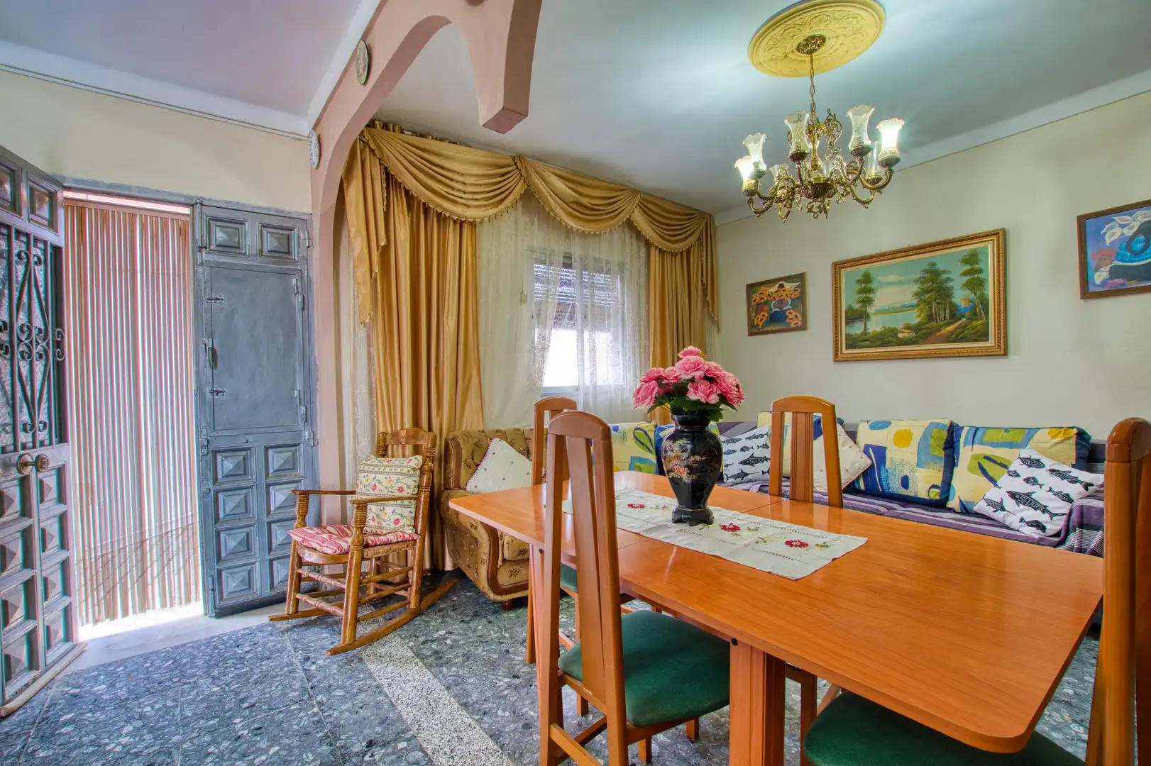 Comedor de Casa adosada en venta en Benamargosa