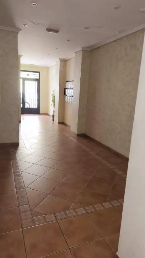 Flat with lift for sale in Carrer de Goya, imagen 2