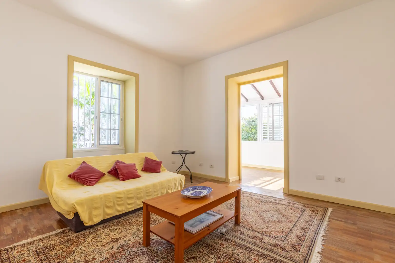 Sala d'estar de Casa o xalet en venda en Puerto de la Cruz amb Jardí privat, Terrassa i Traster