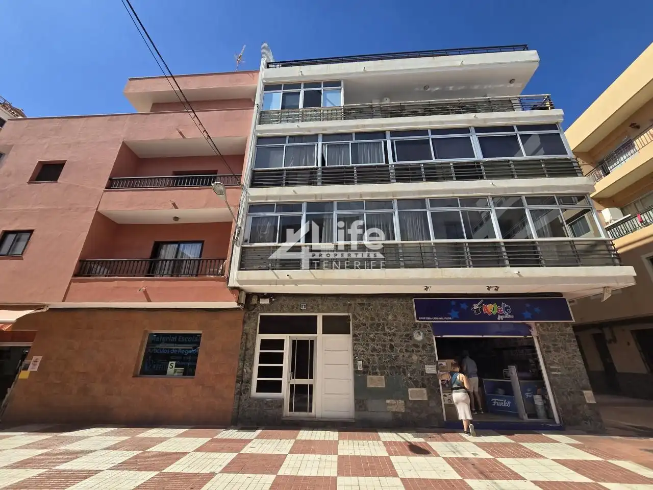Vista exterior de Piso en venta en Arona con Terraza