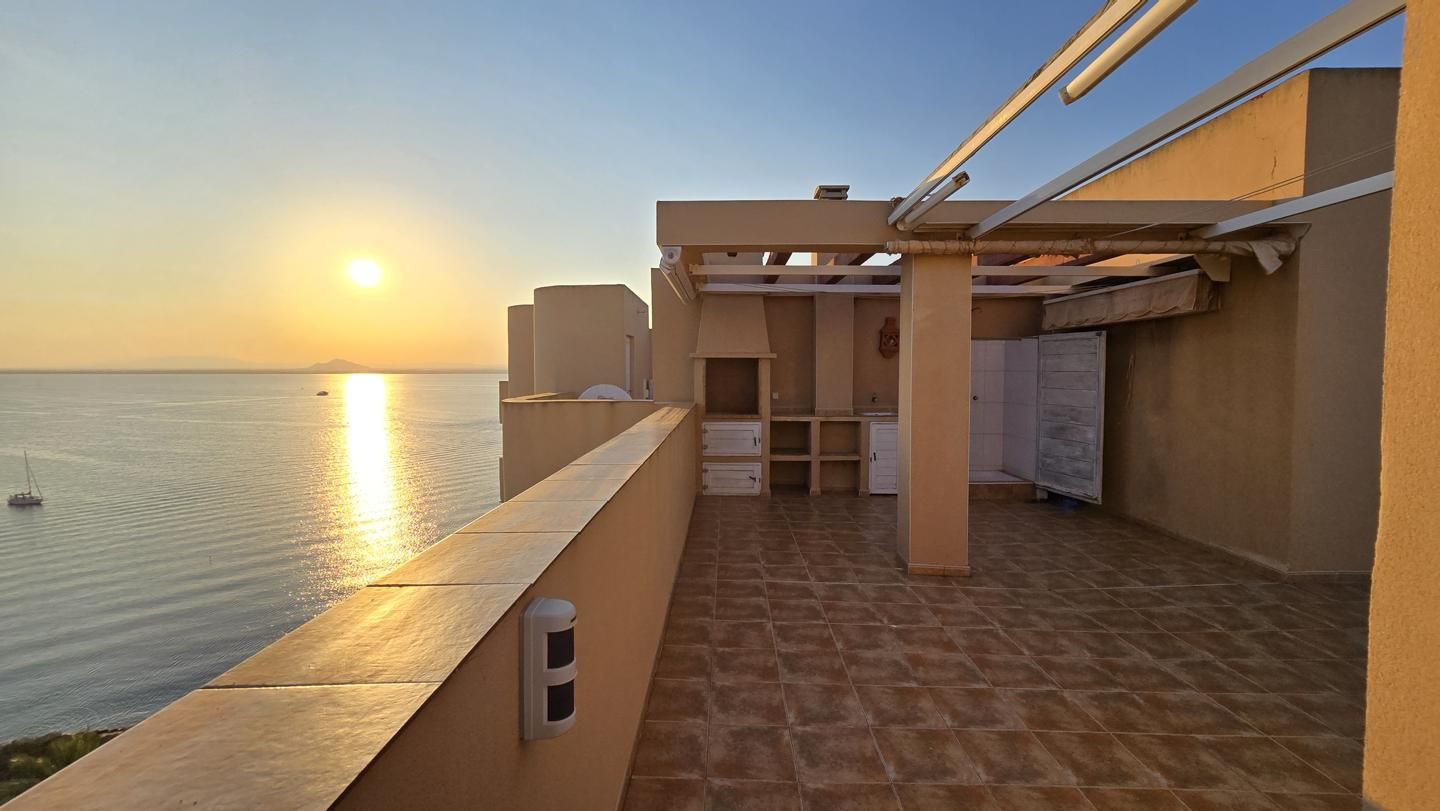 Terrassa de Àtic en venda en La Manga del Mar Menor amb Calefacció, Terrassa i Piscina comunitària