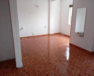 Flat for sale in  Valencia Capital  with Balcony