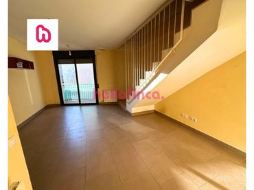 Duplex con balcone in vendita a Ca n'Oriol
