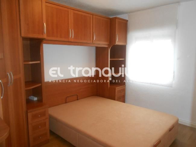 Bedroom of Flat for sale in  Madrid Capital  with Air Conditioner, Furnished and Washing machine