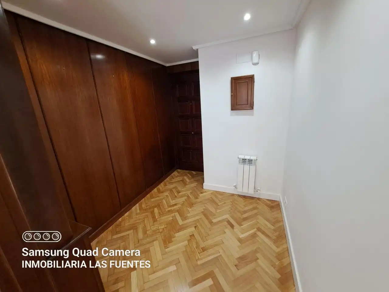 Habitación de Piso de alquiler en Zaragoza con Aire acondicionado, Calefacción y Terraza
