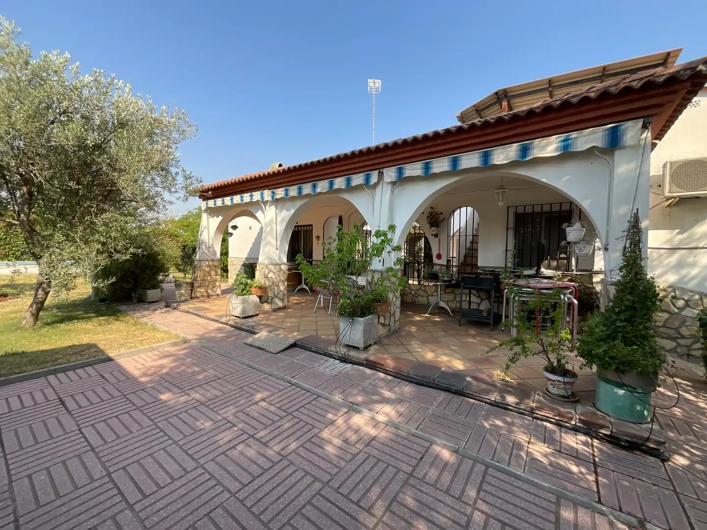 Garden of Houses for sale in El Viso de San Juan  with Air Conditioner, Heating and Private garden