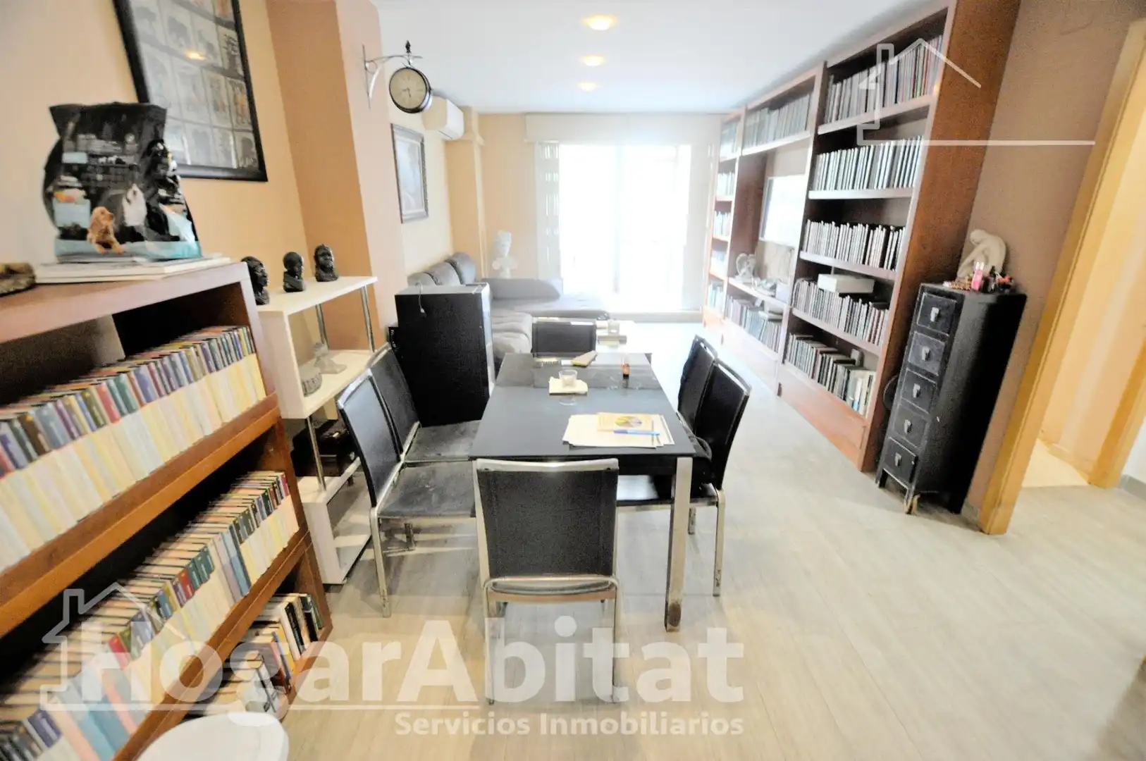 Sala de estar de Piso en venta en Valencia con Aire acondicionado, Terraza y Amueblado
