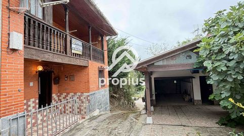 CASA CON ENCANTO EN LA MALETERIA, CON UN GARAJE Y UN TALLER