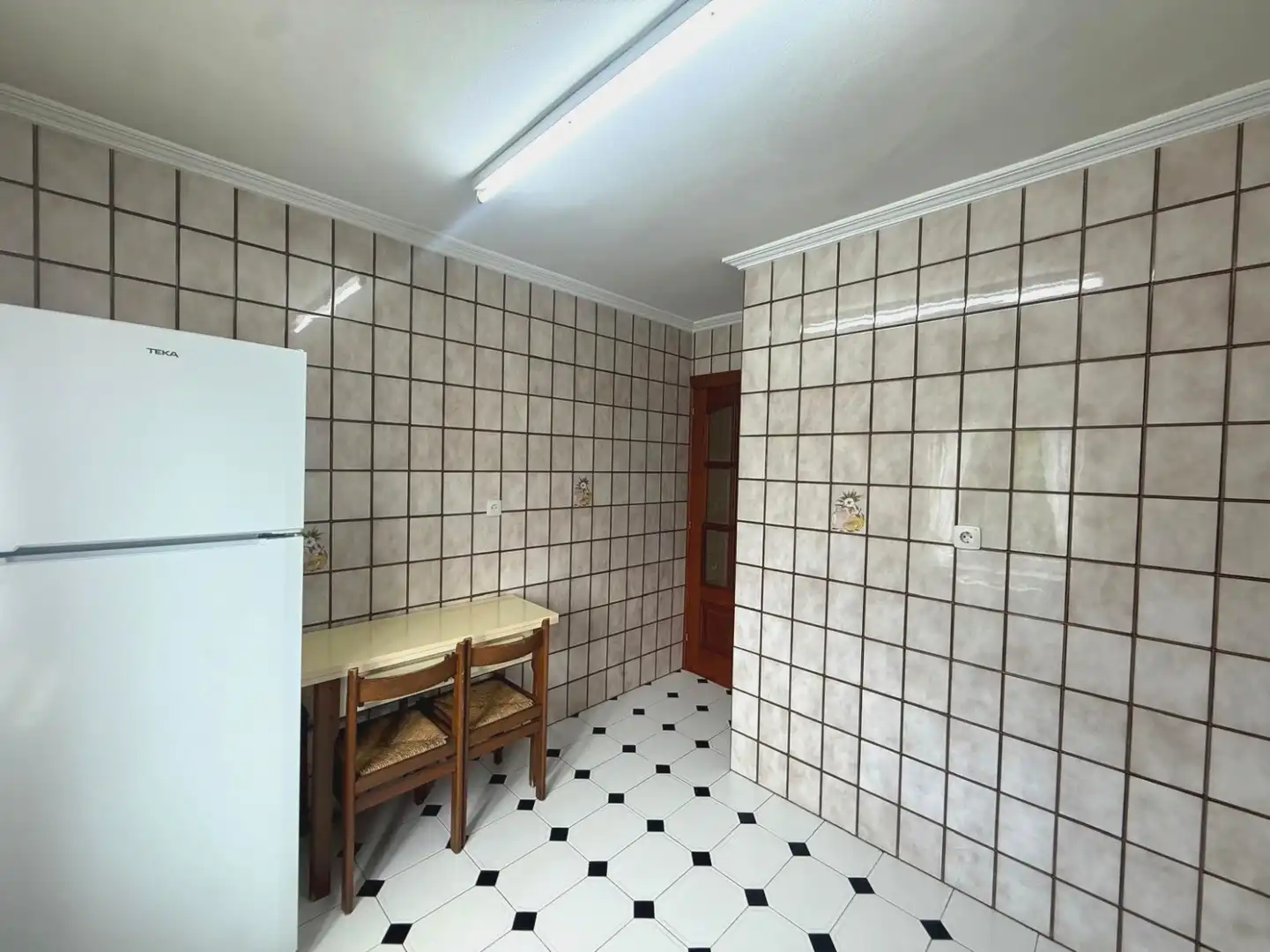 Küche von Wohnung zum Verkauf in Avilés mit Heizung und Möbliert