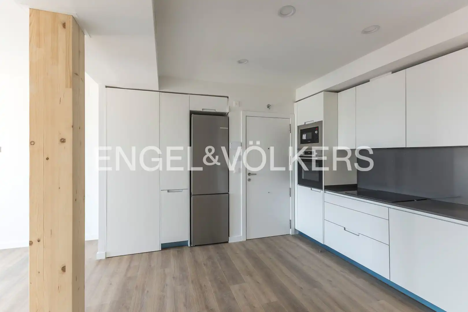 Cocina de Piso de alquiler en Madrid con Aire acondicionado, Calefacción y Jardín privado