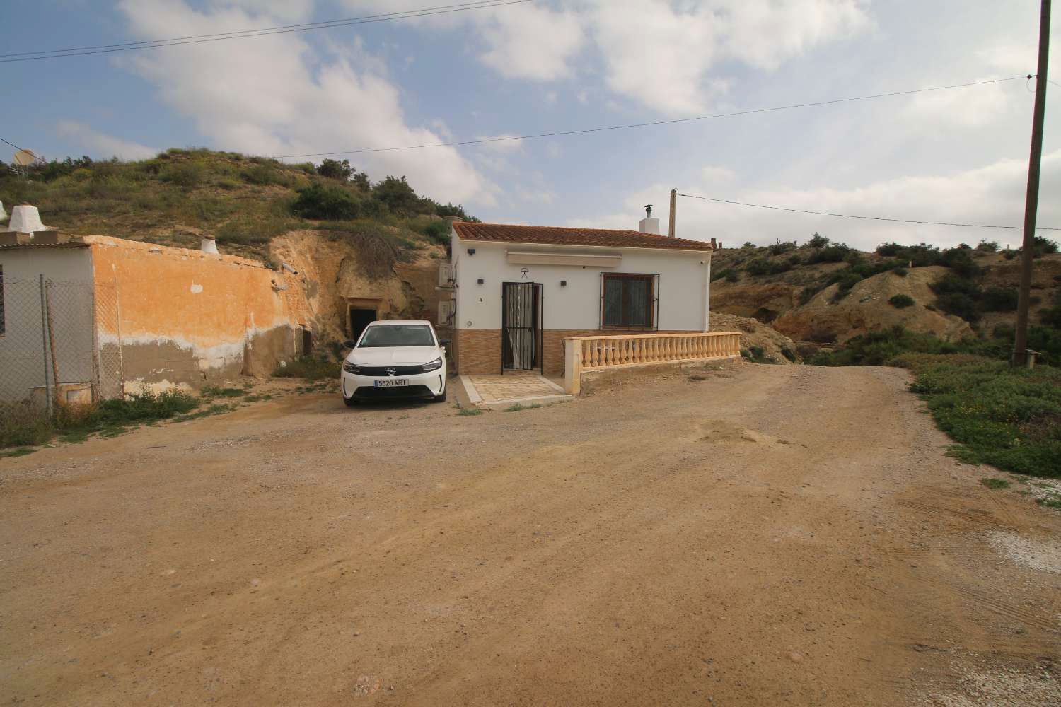 Exterior view of House or chalet for sale in Cuevas del Almanzora  with Air Conditioner, Heating and Terrace