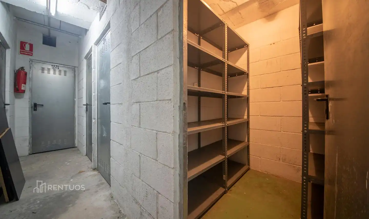 Wohnung zur Miete in Sant Joan Despí mit Parkett, Abstellraum und Möbliert
