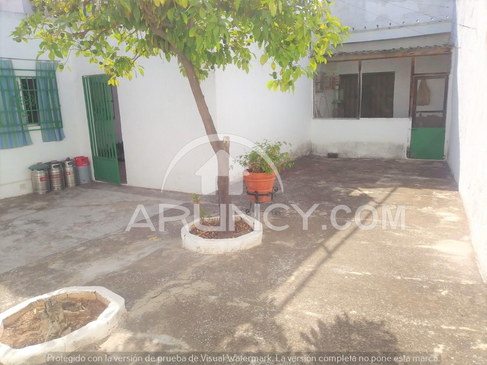 Vista exterior de Casa adosada en venda en Alcalá de Guadaira amb Aire condicionat i Terrassa